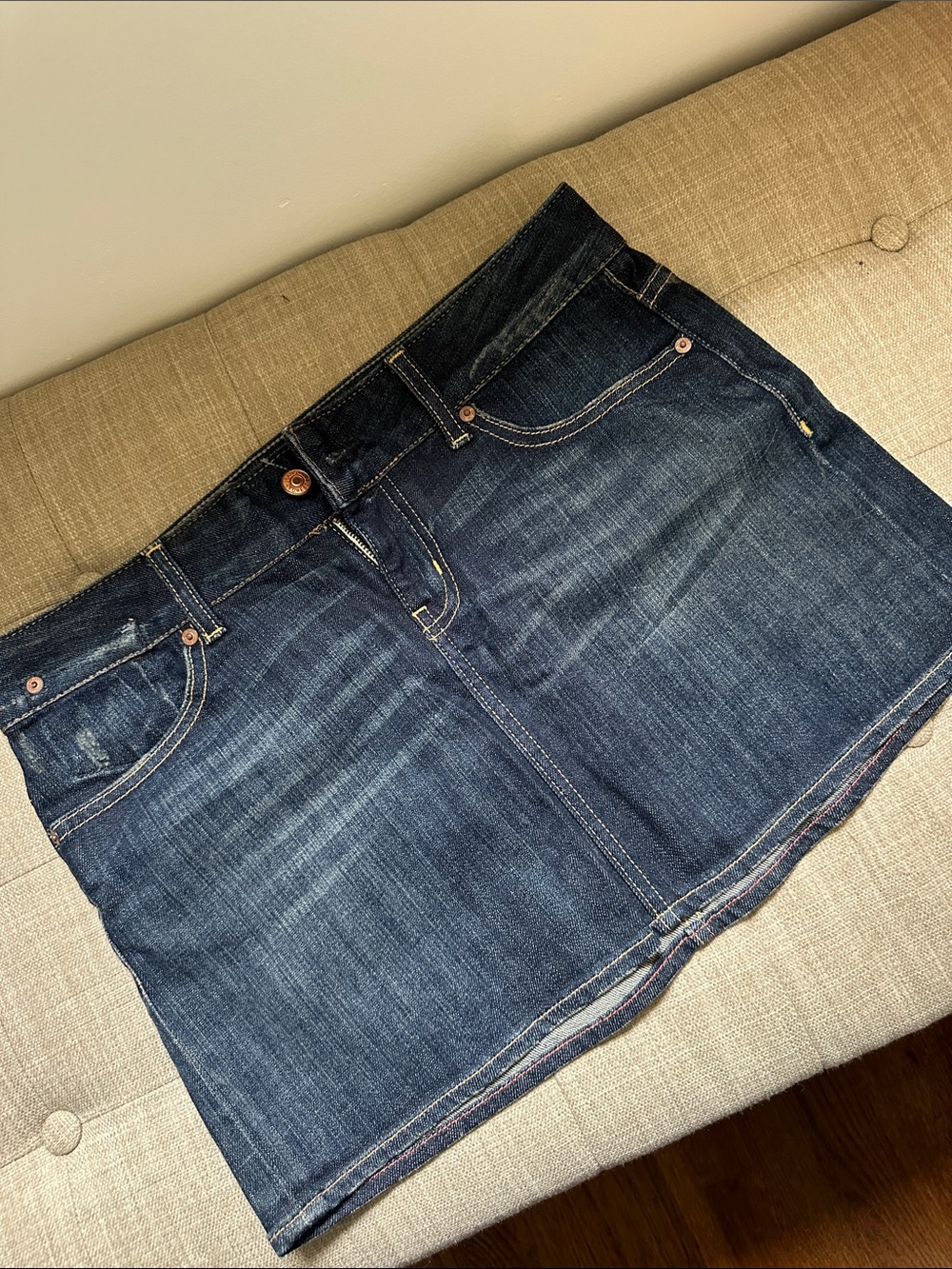 Vintage GAP Dark Blue Denim Mini Skirt - Timeless Casual Style